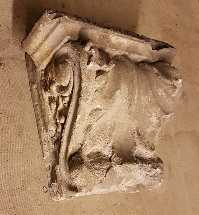 Vintage Plaster Corbel