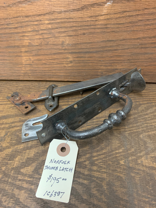 Classic clipped corner thumblatch ca. 1740-1840