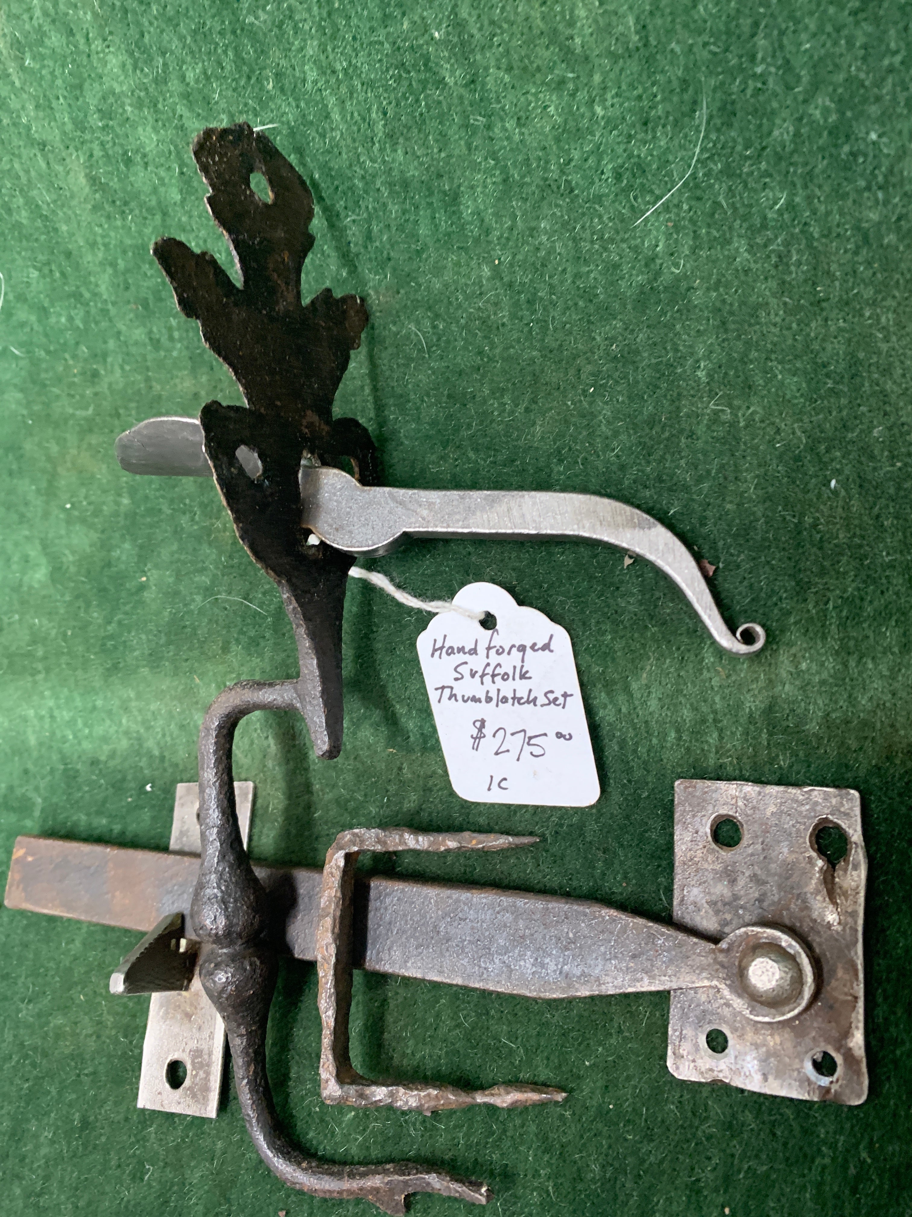 Floral themed forged thumblatch ca. 1640-1740