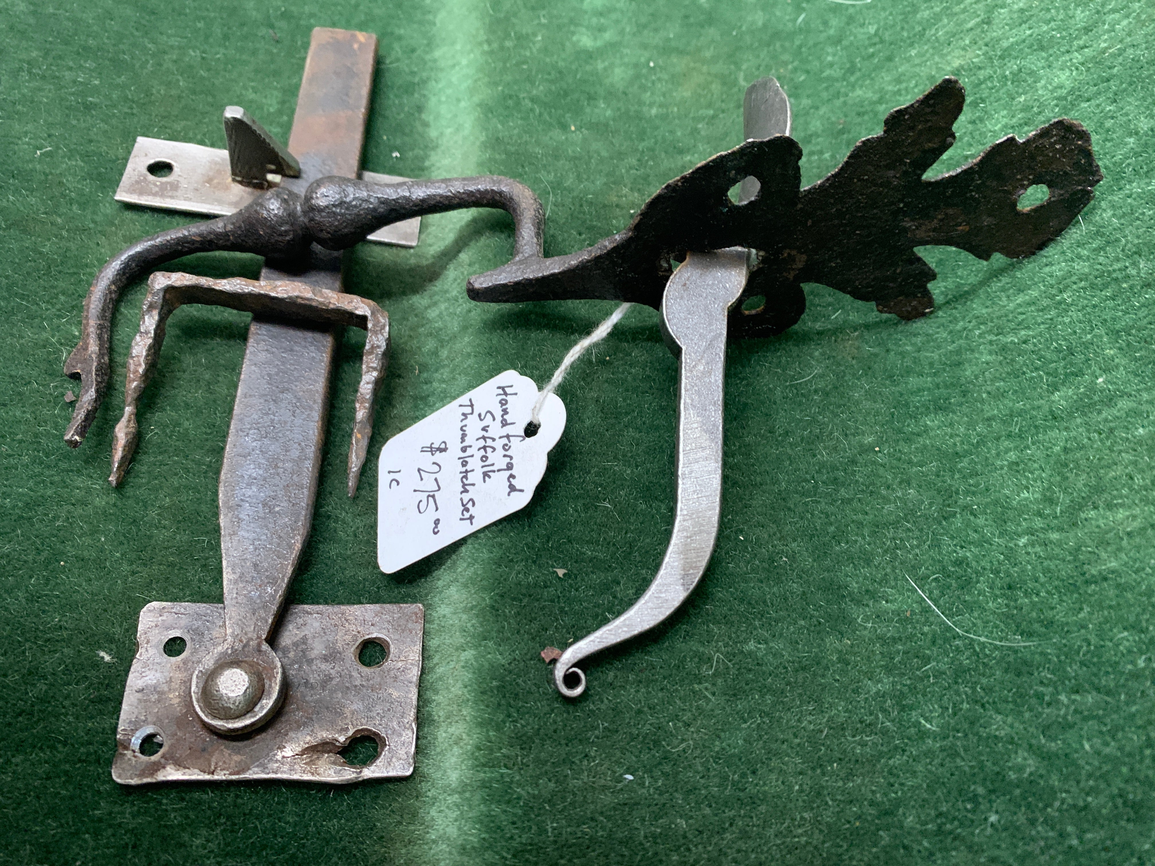 Floral themed forged thumblatch ca. 1640-1740