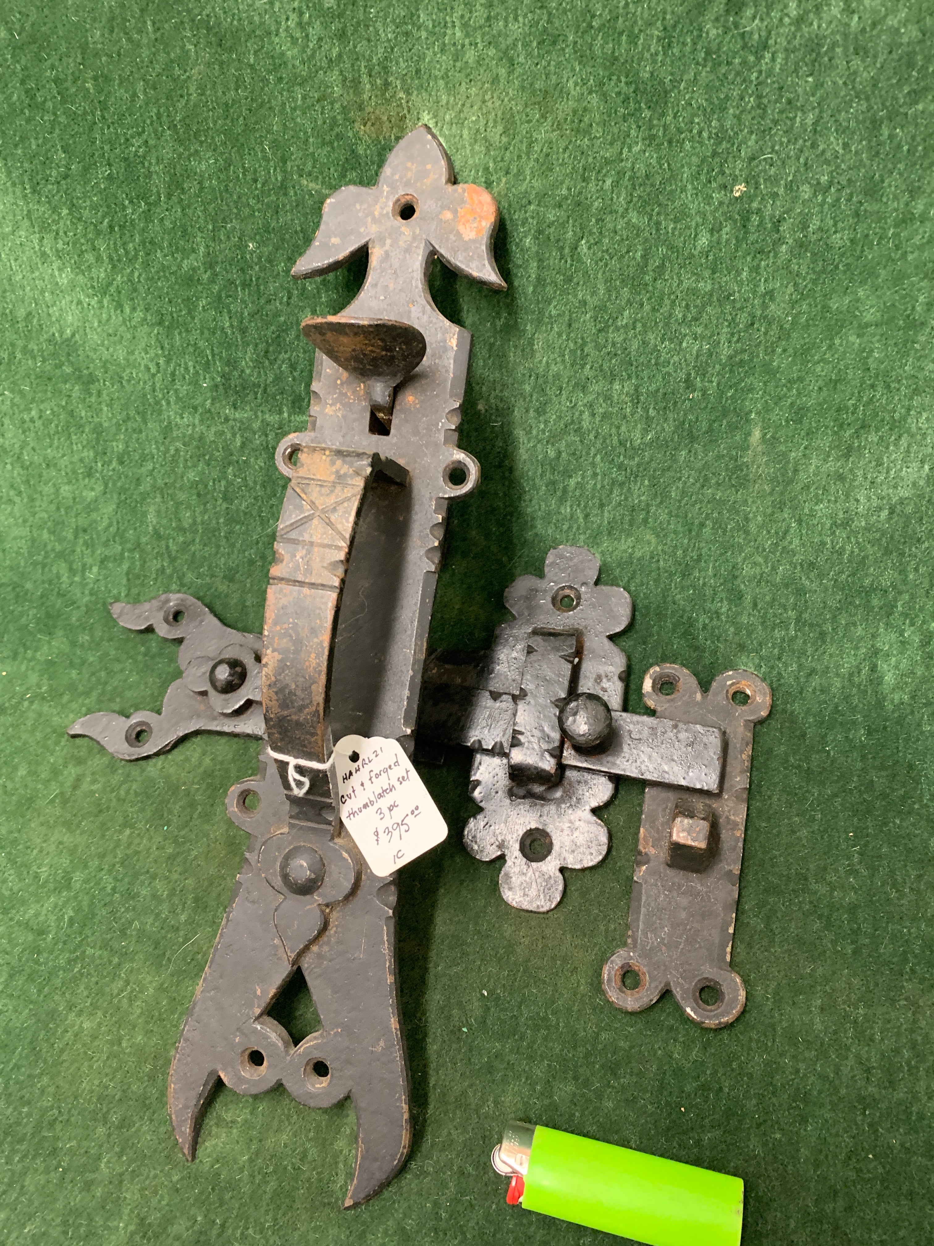 Hand-forged half moon & spear Suffolk thumblatch ca. 1740-1840