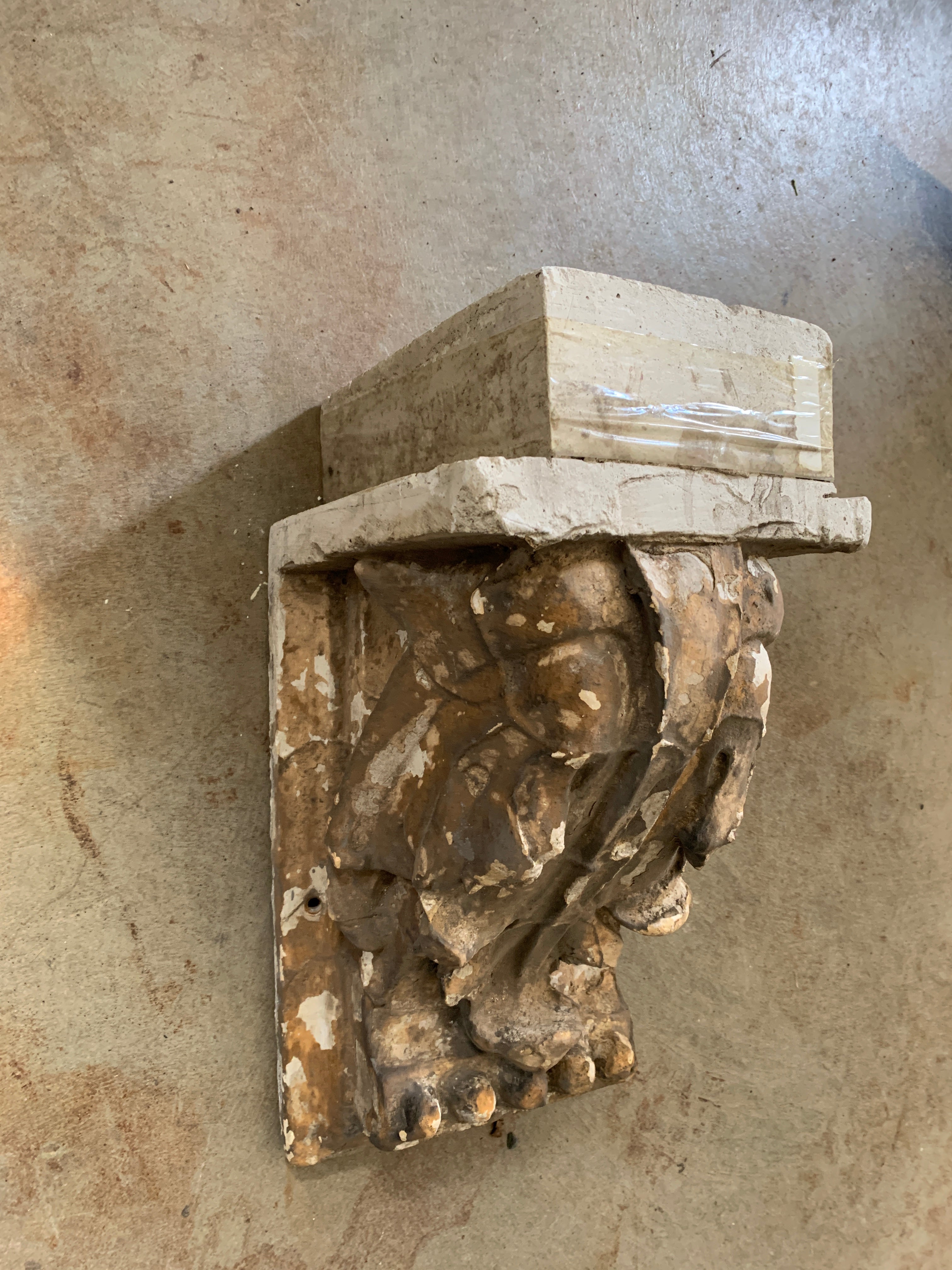 Vintage Plaster Corbel