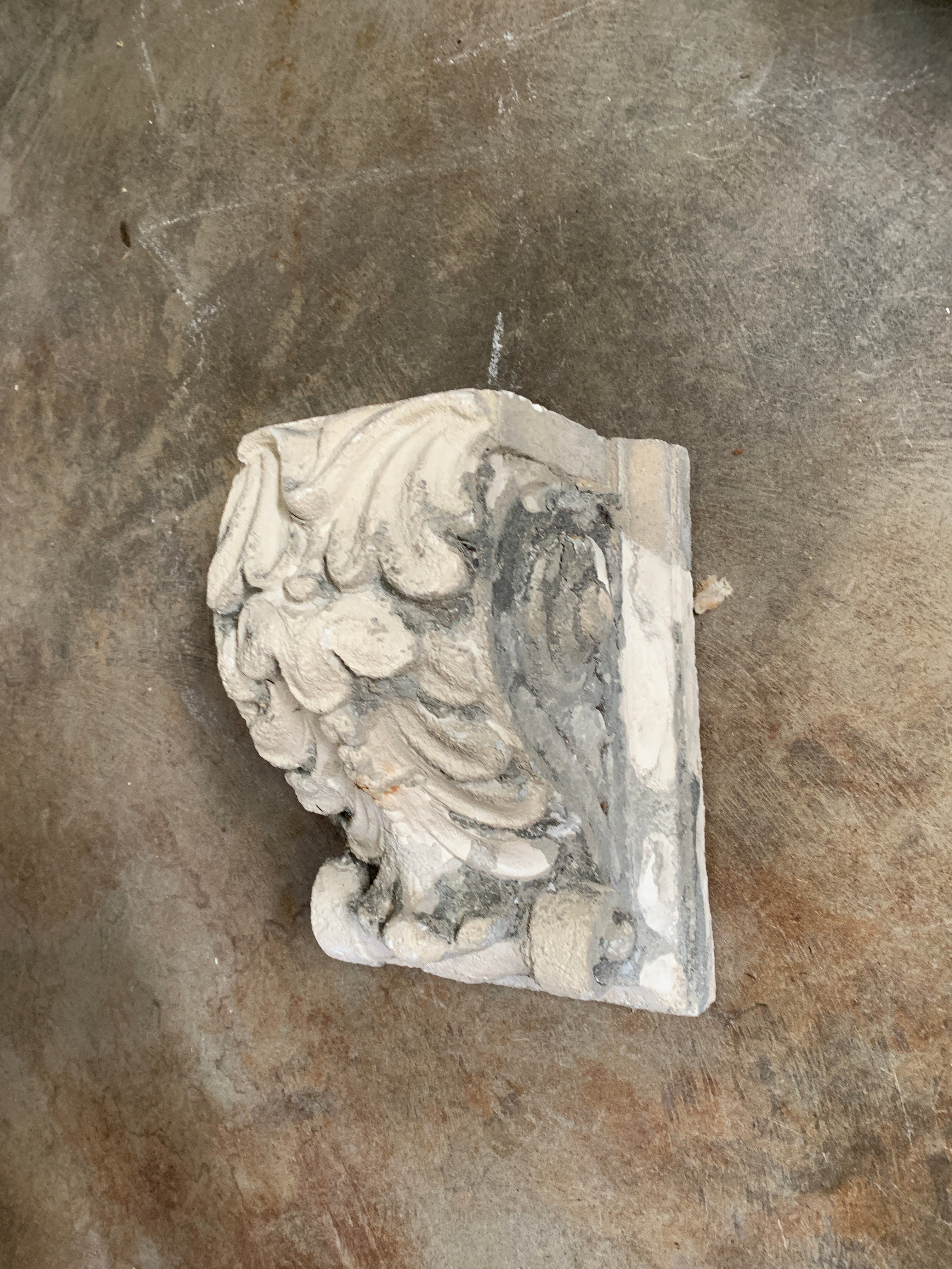 Vintage Plaster Corbel