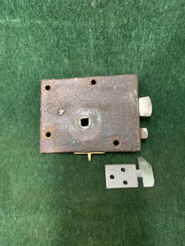 Rare Plate Latch-found the U.K. Right Hand door-4 1/2" x 3 3/8"- ca. 1750-1790