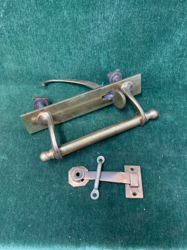 Classic Brass Norfolk Thumblatch ca. late 1800s  (1840-1940)