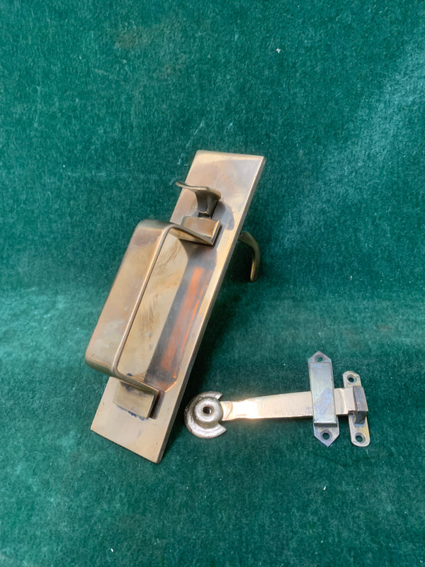 Brass Norfolk Thumblatch ca. 1925      (1840 -1940)