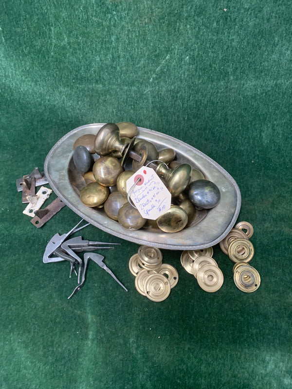 Georgian Brass Knobs, Rosettes, Spindles & Keepers.ca. 1750  (1740 -1840)