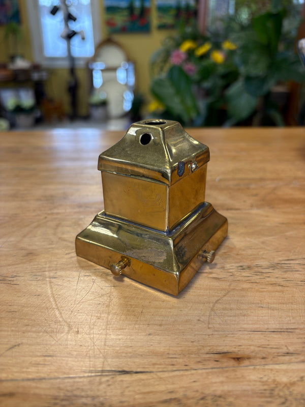 2 1/4" fitter, stamped brass Mission Style Shade Holder