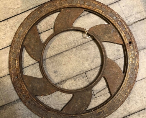 1 pc Round Antique Floor Grate