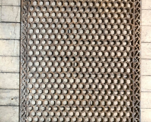 Oversized cast iron grate 