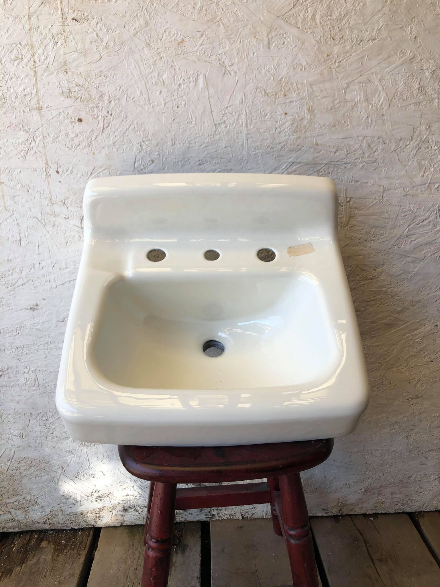 IC3901 Vintage Wall Mount Sink Legacy Vintage Building Materials   IC3901 