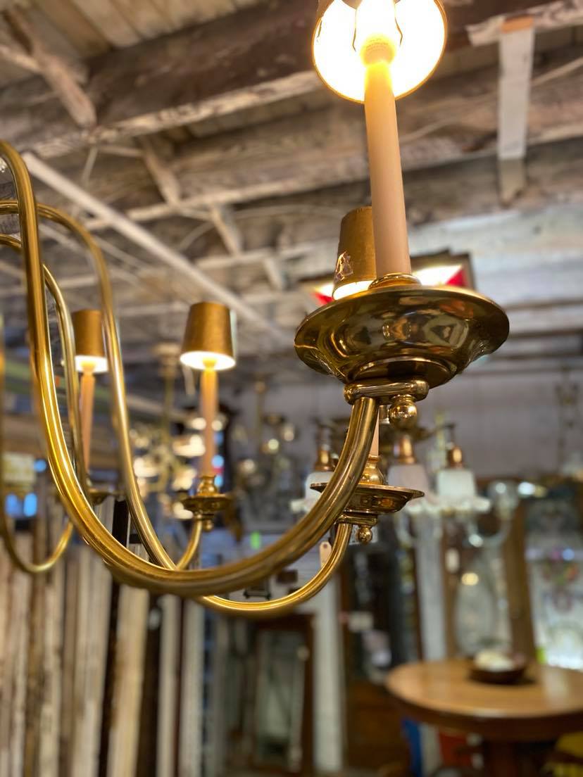 IC4569 - Vintage Williamsburg Style Solid Brass Chandelier - Legacy Vintage  Building Materials & Antiques