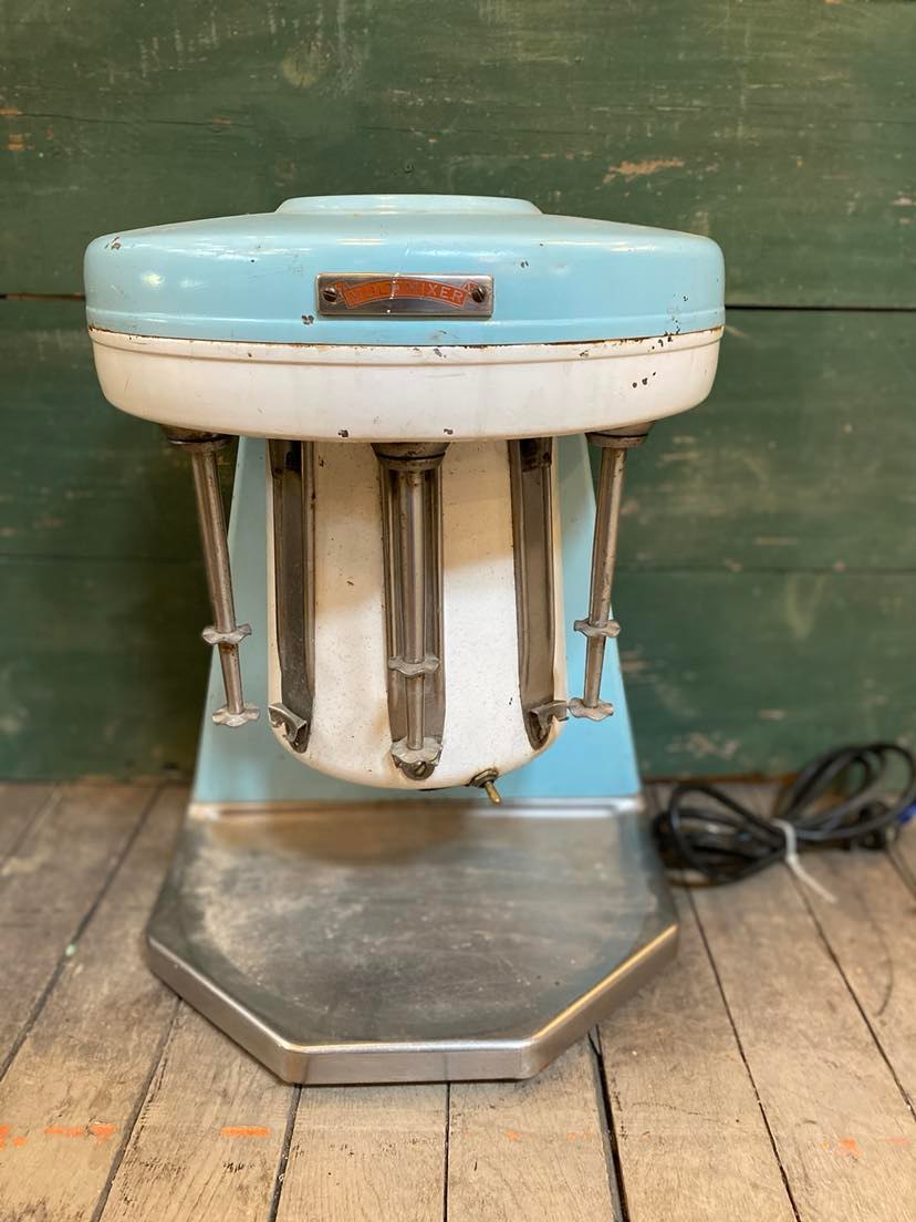 IC4884 - Vintage Multimixer Milkshake Machine - Legacy Vintage