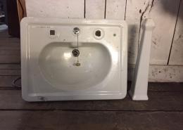 Sinks And Tubs Legacy Vintage Building Materials Antiques