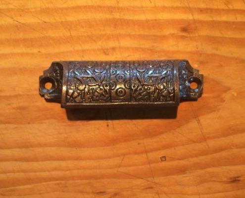 Old antique style reproduction Patterned Bin Pull